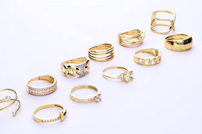 Anillos