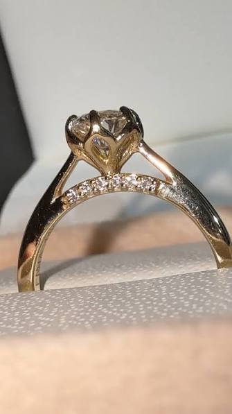 Anillo Solitario Aura